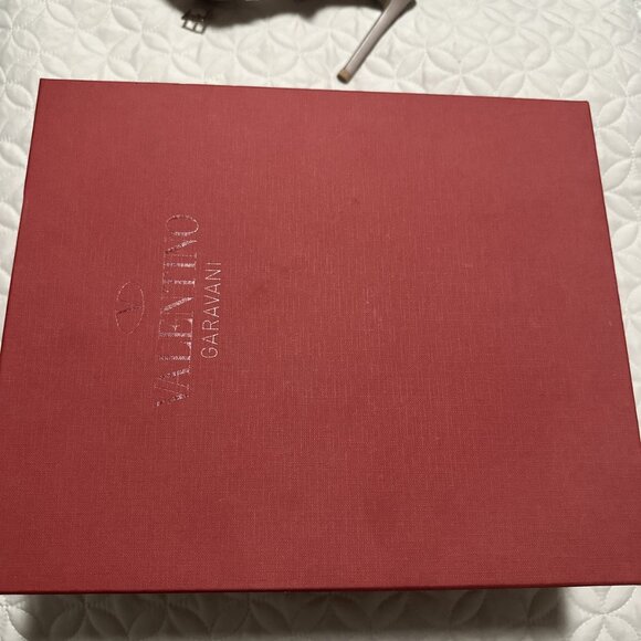 Valentino Garavani Poudre Pumps - Picture 4 of 6